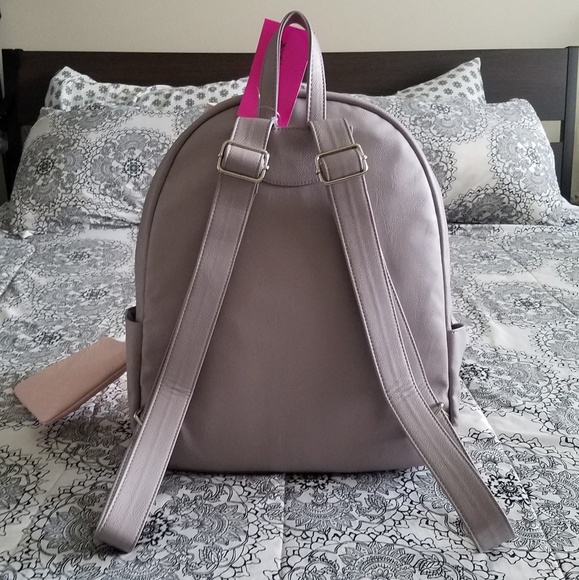 ❣SOLD❣Betsey Johnson 3pc Backpack Bundle - Picture 3 of 8